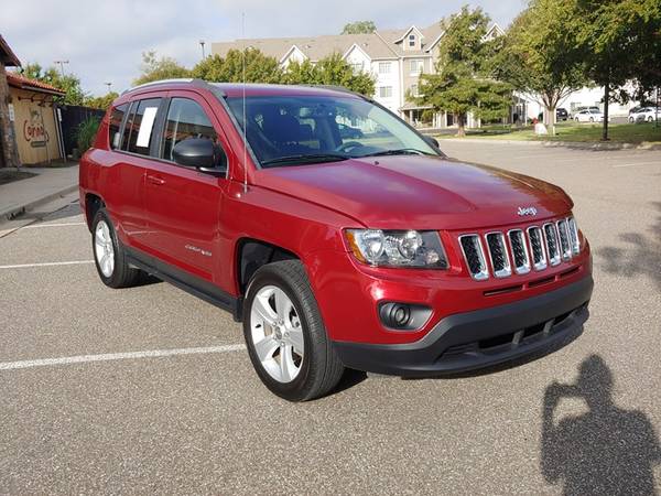 2016 JEEP COMPASS SPORT LOW MILES! 26+ MPG! RUNS/DRIVES LIKE NEW! for sale in Norman, TX – photo 2