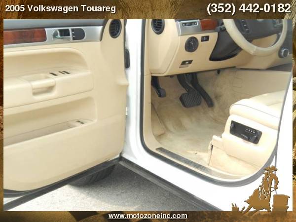 2005 Volkswagen Touareg V6 AWD 4dr SUV for sale in Melrose Park, IL – photo 16