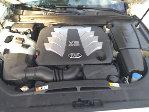 2015 Kia K900 Premium 5 0L Engine - - by dealer for sale in Clearwater, FL – photo 18