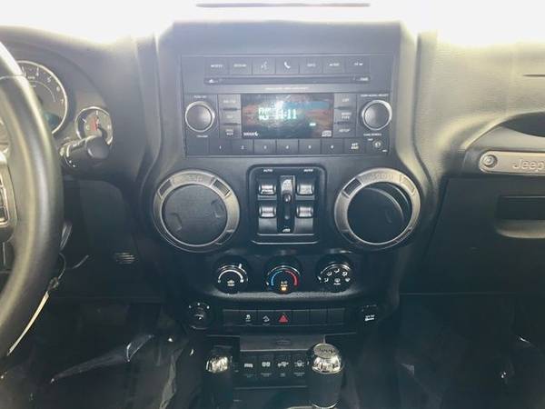 2014 Jeep Wrangler Unlimited 4WD 4dr Sport *GUARANTEED CREDIT... for sale in Streamwood, IL – photo 18