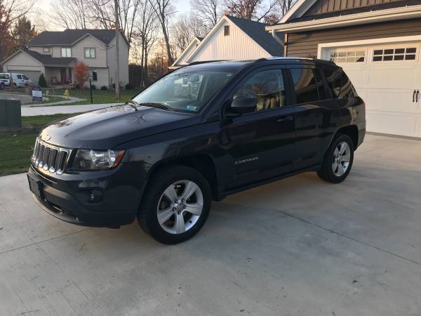 Jeep Compass - cars & trucks - by owner - vehicle automotive sale for sale in Goshen, IN – photo 8