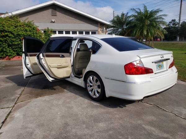 INMACULATE CONDITION 2010 M35 INFINITI - cars & trucks - by owner -... for sale in Intercession City, FL – photo 2