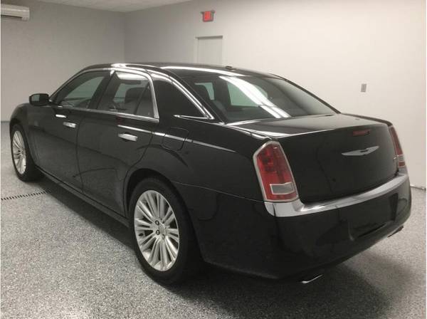 2011 Chrysler 300 Limited*E-Z FINANCING!*COME TEST DRIVE!*WARRANTY!* for sale in Hickory, NC – photo 5