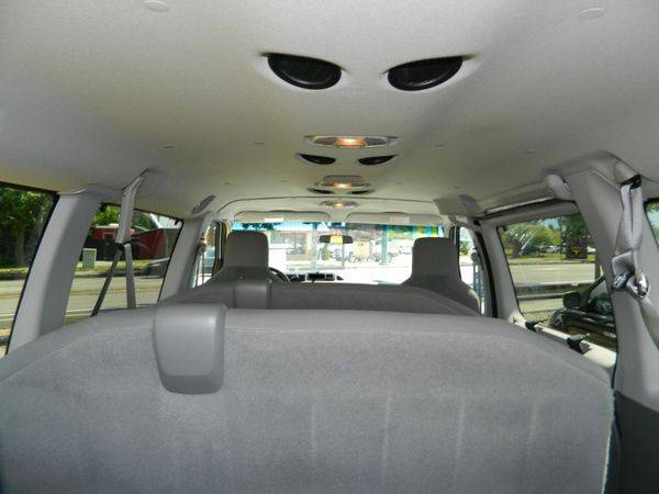 2013 Ford Econoline E350 Super Duty Passenger Van - EXTRA CLEAN!! EZ... for sale in Yelm, WA – photo 8