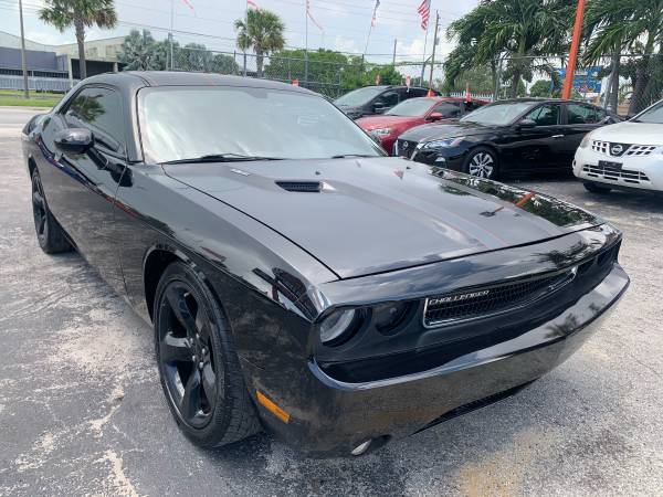 2013 Dodge Challenger RT - cars & trucks - by dealer - vehicle... for sale in Miami, FL