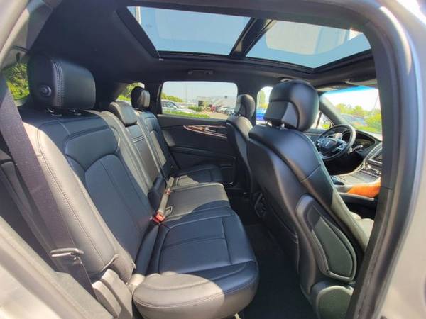 2019 Lincoln Nautilus Reserve AWD - - by dealer for sale in Burlington, WA – photo 13