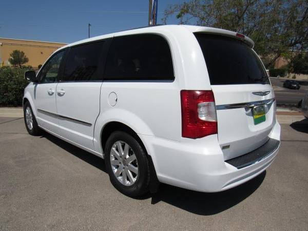 2014 Chrysler Town and Country Touring hatchback Bright White for sale in El Paso, TX – photo 3