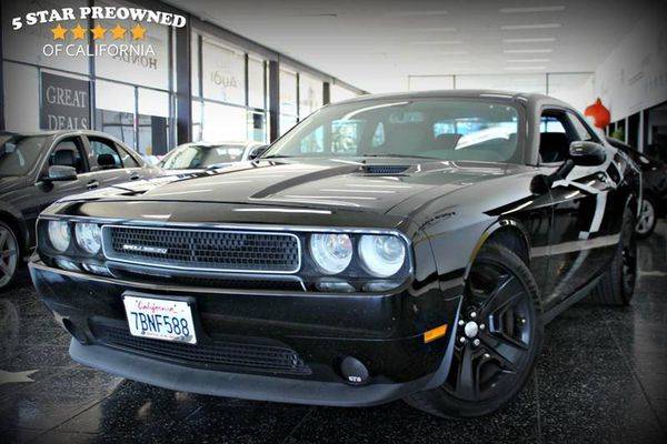 2013 Dodge Challenger SXT 2dr Coupe ((/) YOUR JOB IS YOUR CREDIT (/)) for sale in Chula vista, CA – photo 2