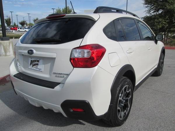 2016 Subaru Crosstrek 2.0i Premium suv Crystal White Pearl for sale in Fayetteville, AR – photo 6