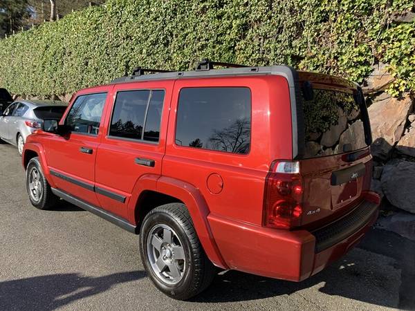 2006 Jeep Commander 4dr SUV - - by dealer - vehicle for sale in Bothell, WA – photo 4