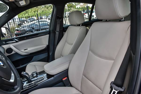 2018 BMW X4 xDrive28i hatchback Deep Sea Blue Metallic for sale in Downers Grove, IL – photo 23