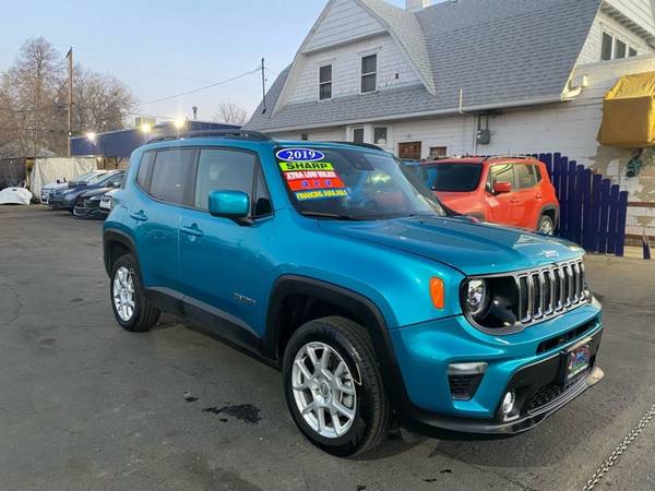 2019 Jeep Renegade Latitude 4x4 4dr SUV - - by dealer for sale in Englewood, CO – photo 5