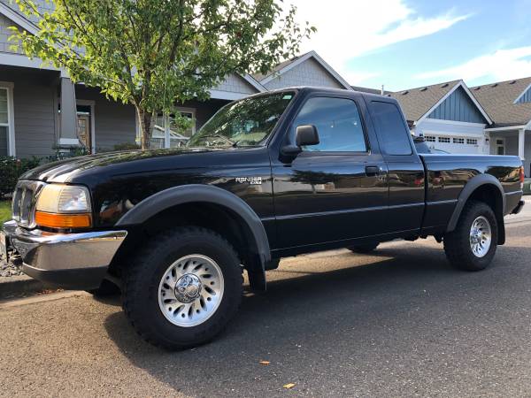 1999 *FORD* *RANGER* 4X4 EXTENDED CAB 4 DOORS LIKE NEW M/T TIRES for sale in Battle ground, OR