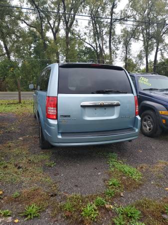 2010 Chrysler Town and Country Buy-Here-Pay-Here for sale in Middleport, NY – photo 4