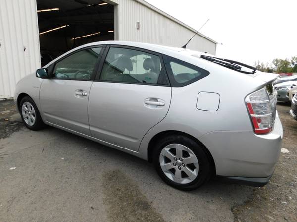 2009 GRAY TOYOTA PRIUS STANDARD ~ for sale in Bloomfield, NY – photo 4