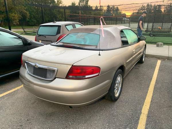 2004 Chrysler Sebring Convertible for parts or fix for sale in Brighton, MI – photo 2