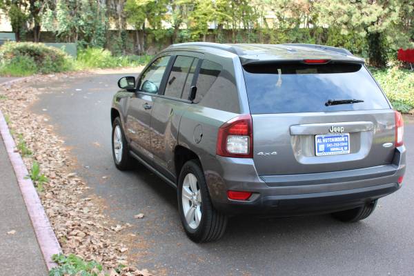 2016 Jeep Compass Latitude - 4x4 - 50, 548 Actual Miles! Exceptional! for sale in Corvallis, OR – photo 8