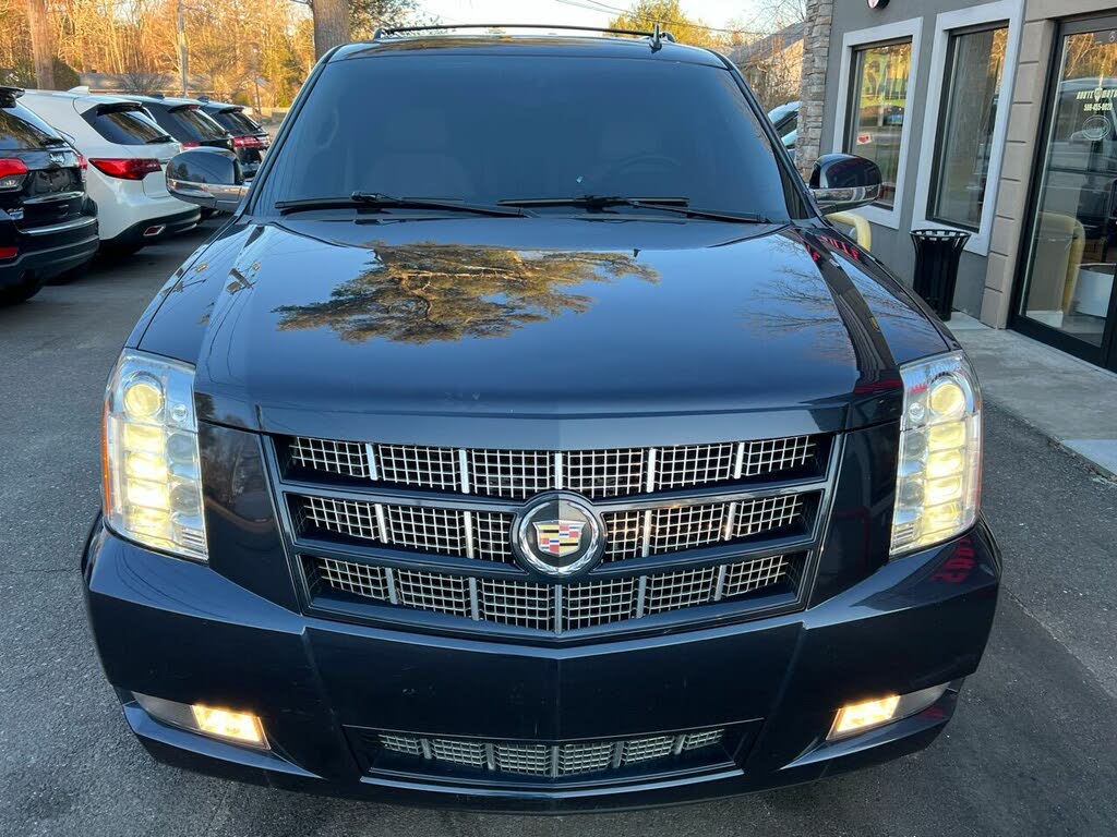 2013 Cadillac Escalade Premium 4WD for sale in Other, MA – photo 2