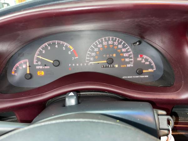 2002 Pontiac Grand Prix GT 40th Anniversary - - by for sale in Sioux Falls, SD – photo 13