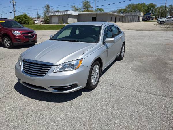 2012 Chrysler 200 Lx - - by dealer - vehicle for sale in BLUFFTON, IN – photo 2