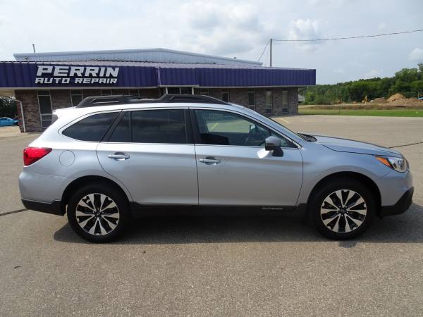 2017 SUBARU OUTBACK 2 5I LIMITED AWD-1-OWNER! - - by for sale in Comstock Park, MI – photo 5