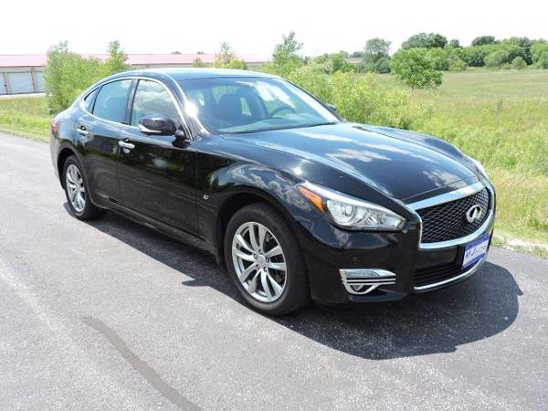 2015 Infiniti Q70 4dr Sdn V6 AWD - cars & trucks - by dealer -... for sale in Hartford, WI – photo 11