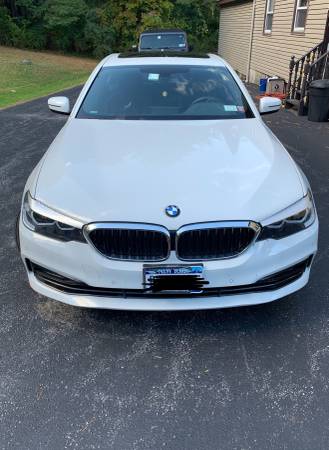 Take over lease 2018 BMW 540i for sale in Schenectady, NY – photo 2