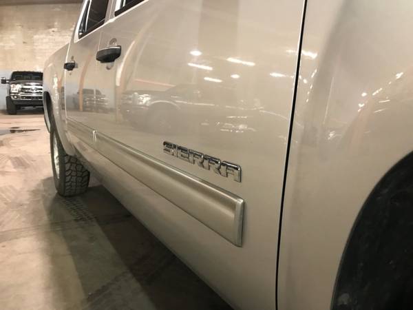2010 GMC Sierra 1500 4x4 Flex Fuel Z71,114k miles,We take all trades for sale in Cleveland, OH – photo 11