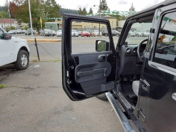 2008 Jeep Wrangler 4WD 4dr Unlimited X for sale in Portland, OR – photo 20