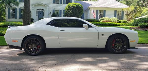 2015 Dodge Hellcat Srt Challenger 915 Hp Low Miles Garage Kept for sale in South Bend, IL – photo 8