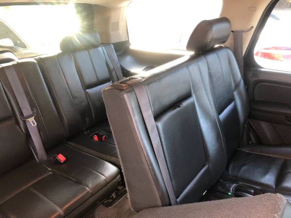 09' Chevy Tahoe LT, 8 Cyl, 2WD, Auto, Leather, Third Row for sale in Visalia, CA – photo 10