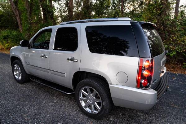 2011 GMC Yukon Denali 4x2 4dr SUV - CALL or TEXT TODAY! - cars & for sale in Sarasota, FL – photo 3