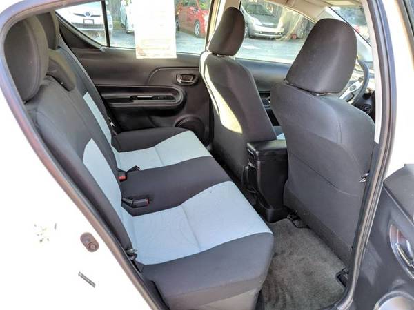 2015 Toyota Prius c hybrid pkg2 bluetooth cd 50mpg 112k for sale in Walpole, RI – photo 20