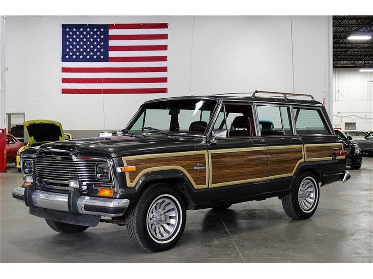 1985 Jeep Grand Wagoneer for sale in Kentwood, MI