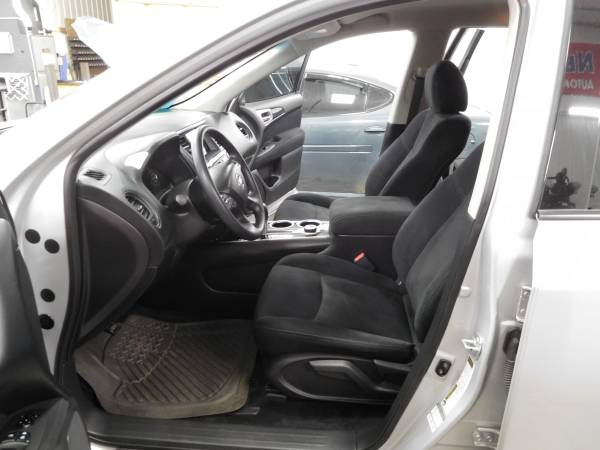 2015 NISSAN PATHFINDER for sale in Sioux Falls, SD – photo 14