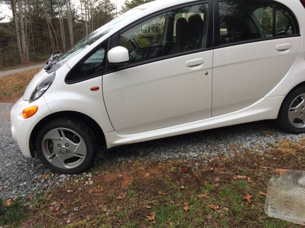 2014 Mitsubishi Electric Car for sale in Lenoir, NC