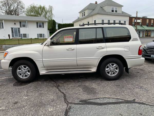2000 Lexus LX 470 1 Owner Low Miles White for sale in North Providence, RI – photo 4