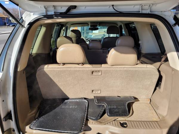 2005 MERCURY MOUNTAINEER - cars & trucks - by dealer - vehicle... for sale in MILWAUKEE WI 53209, WI – photo 10
