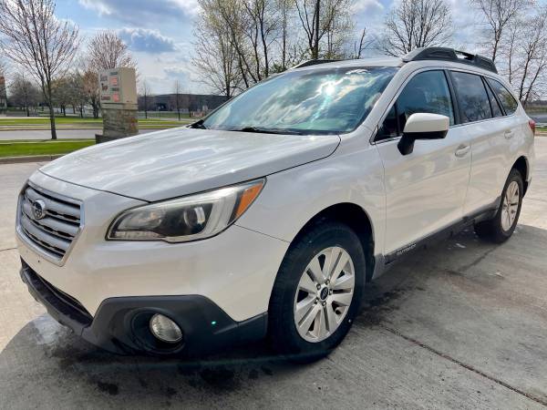 2016 Subaru Outback Premium 2 5i 4 New Tires 1 Owner Clean Carfax for sale in Cottage Grove, WI – photo 4