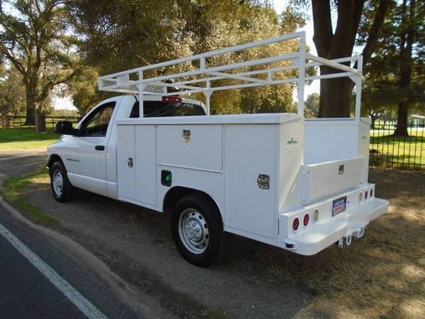 2004 Dodge Ram Pickup 2500 ST REG CAB 2WD, UTILITY-SERVICE TRUCK for sale in Riverbank, CA – photo 3