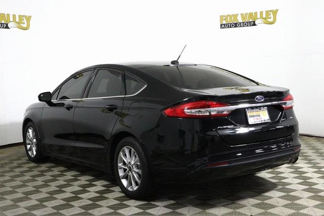 2017 Ford Fusion SE for sale in St. Charles, IL – photo 5