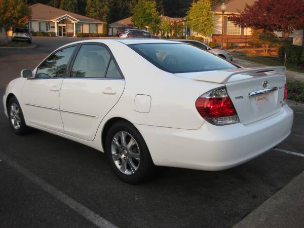 2005 Toyota Camry XLE No Accident - Clean Title Super Low Miles for sale in Olympia, WA – photo 4