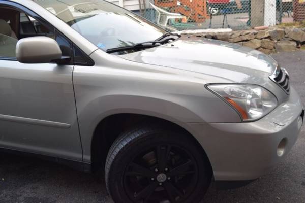*2006* *Lexus* *RX 400h* *Base AWD 4dr SUV* - cars & trucks - by... for sale in Paterson, DE – photo 7