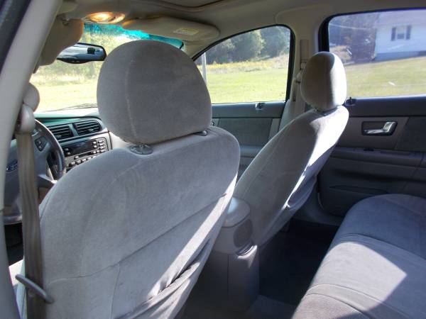 "REDUCED" 02 Ford Taurus with only 85,000 miles for sale in Brandenburg, KY – photo 12