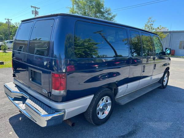 2004 Ford E150 Passenger Chateau Van 3Doors - 1OWNER - LOW MILEAGE for sale in Winchester, Virginia, WV – photo 7