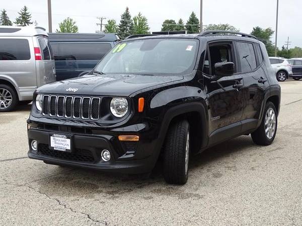 2019 Jeep Renegade Latitude FWD - cars & trucks - by dealer -... for sale in Barrington, IL – photo 6
