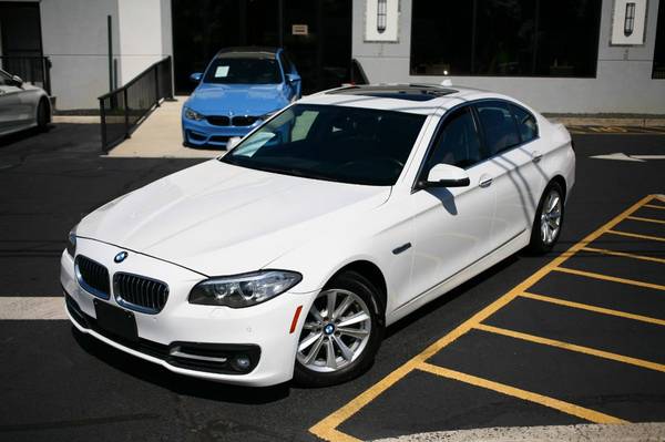 2015 *BMW* *5 Series* *528i xDrive* Alpine White for sale in North Brunswick, NJ – photo 4