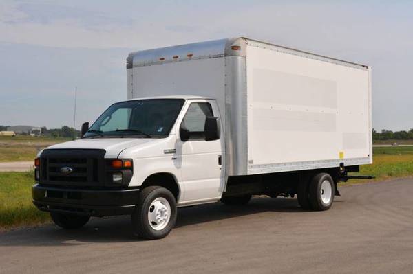 2012 Ford E-350 16ft Box Truck for sale in Springfield, IL – photo 3