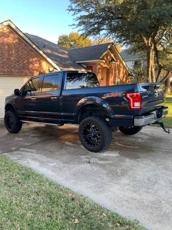 Lifted 2017 Ford F-150 4x4 SuperCrew XLT for sale in Denton, TX – photo 2