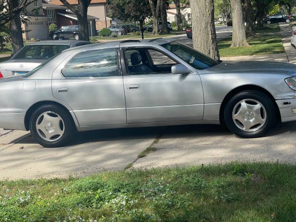 2000 lexus ls400 for sale in Prospect Heights, IL – photo 2